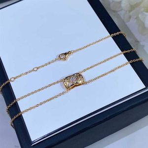 Браслет-подвеска в стиле панк с V-образным золотом и бриллиантами двух цветов для женщин, свадебные украшения, подарок, есть штамп в коробке PS4858220N