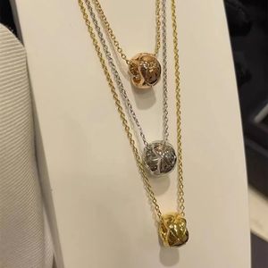 Coco Crush Necklace Argyle Moon Diamond Ny i lyxigt fina smyckekedjans halsband för kvinnors hänge K Gold Heart Designer Ladies Fashion With Packing