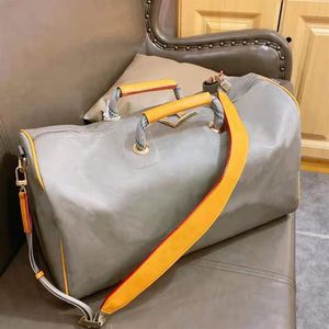 2022 Bag Laser Hand Luggage Travel Luxury Handbags Waterproof Duffel Duffle Men Bags Handbag Tote Boys Style Unisex Women Handbags269K