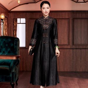 Abbigliamento etnico 2023 Abito cinese Donna tradizionale Cheongsam Donna Raso di seta Elegante Qipao Abiti vintage Party