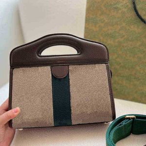 Geldbörsen Brieftasche Kartenhalter Designer Münze Brieftaschen Frauen Neue Trend Luxus Taschen Leder Umhängetasche für Frauen Weibliche Kupplung Fall