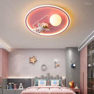 Luzes de teto, quarto infantil, personalidade criativa nórdica astronauta Starry Sky Planet simples meninos modernos e meninas luminária de quarto