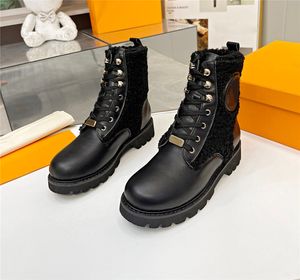 Botas planas Ranger Designer Paris Iconic Territory 2023 Couro de bezerro e plataforma de lã com cadarço estilo casual salto bloco com solado de borracha tamanho 35-41