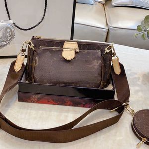 حقيبة اليد مصمم أكياس الكتف القابض القابض مزيج الأزياء الفاخرة Pochett Ladies Messenger Bag 44840