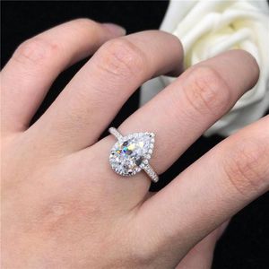 Klaster pierścieni solidny 18K 750 biały złoty pierścionek dla kobiet 3ct gruszek Diamond zaręczyny D Color vvs1 Oświadczenie biżuterii żona