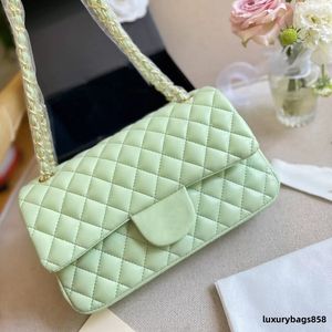 Kapitone Çift Kanatlı Crossbody Çanta Kuzu Derisi Klasik Elmas Altın Metal Zincir Düğme Tek Omuz Tote Cüzdan Tasarımcı Lüks Bayanlar Düz Renk Çanta 25CM