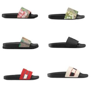 Designerkunder köpte ofta med liknande artiklar Män Slides Flip Flops randiga växlar Bottar Sandaler Tryckta icke-halkande tofflor Kvinnor Sandaler EU35-46 med Box No010