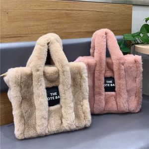 Totes Designer-Einkaufstasche aus Kunstfell für Damen, luxuriöse Handtaschen, Herbst-Winter-Plüsch-Schulter-Umhängetaschen, Marken-Shopper-Geldbörsen, neu 2023, 230103