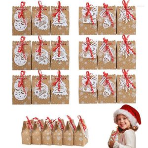 Juldekorationer 24st Kraft Paper Party Favor Väskor Gift Santa Claus Snowflake Candy Cookie Pouch Wapping Supplies