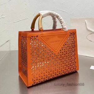 Umhängetaschen Designer -Tasche Claic -Handtasche für begrenzte Strandleder -Handtaschen Achselhöhle Baguette Multicolorode Mode