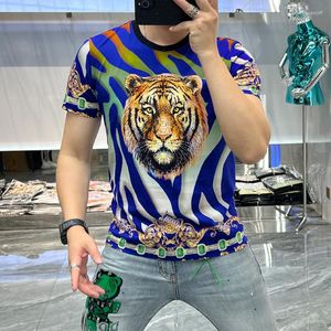 Erkek Tişörtleri Moda XC46 Erkek Tops Tees 2023 Pist Lüks Avrupa Tasarım Baskı Partisi Tarzı T-Shirts Giyim