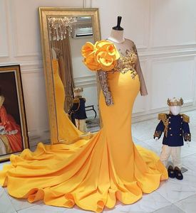 2023 Mermaid Pregnant Prom Dresses Yellow Plus Size Arabic Sheer Neck Crystal Beading Illusion Long Sleeves Ruffles Maternity Evening Formal Party Gowns