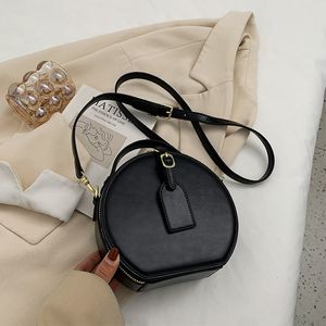 Modemarke Luxus-Designer-Tasche Round One Shoulder Umhängetasche 2023 abgerundete Taschen vielseitig bedruckte runde Kuchentasche Damen-Handpackung