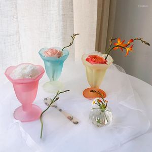 Vinglas i franska vintage frostat glas sundae cup blomma gradient färg dessert kall dryck kaffemjölk te vas skak