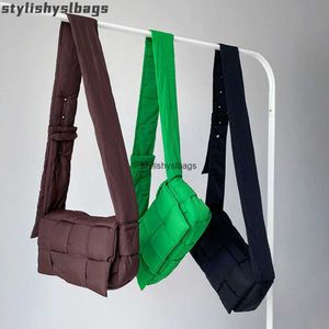 Bolsa de ombro 2022 nova bolsa de ombro de algodão para mulheres pequena cassete acolchoada bolsas femininas acolchoadas para compras bolsa mensageiro bolsas tote 010423H