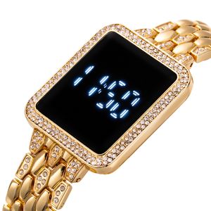 Женские часы Gold Luxury Digital Watch Women Fashion Ladies Creative Square Bracelet из нержавеющей стали Relogio Feminino 230103