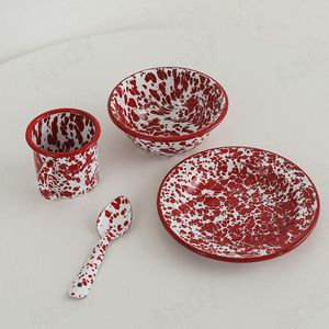 Piatti Set di piatti smaltati europei Fiori disegnati a mano Colazione decorativa Tazza da latte da tavolo Soggiorno moderno Cena con insalata di frutta