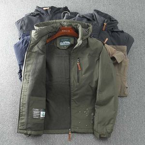 Outdoor Jackets Hoodies Waterproof Jacket Men Outdoor Fleece Lined Warm Coats Autumn Winter Trekking Hiking Jackets Men Thicken Coats With Hood 0104