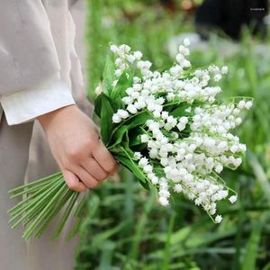 Decorative Flowers 6PCS Artificial Lily Of The Valley Faux Wind Chime Orchid Wedding Bouquet May Flower For Home Garden Party Decor
