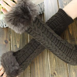 Knäskydd vinter stickade arm ärmar täcker dekorativa varma varmare handskar Klädtillbehör Furry All-Match Solid Color