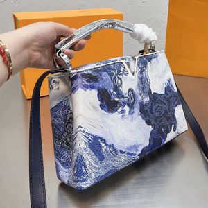Hand Tote Bag Women Handbag Purse Genuine Leather Capucines Series Shoulder Crossbody Bags Classic Letter Art Color Painting Remov3104