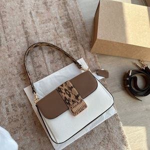 Luxuries Bags Designer Message Bag Women Retro Crossbags Classic Handbag Fashion Casual Baguette Hanbag Letter