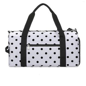 Utomhuspåsar klassiska polka dot sports väska vita svarta polkadots retro mönster män bagage gym actionoar fitness handväskor