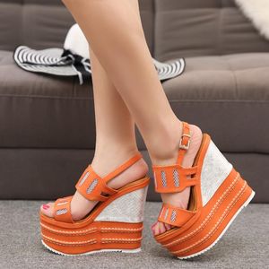 Sandaler 16 cm Summer High Heel Women's Shoes Thick Sules Fashion Wedge Heels European and American Platform