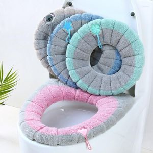 Capas de assento no vaso sanitário 2pcs elásticos espessados ​​no inverno capa de banheiro almofada de banheiro o u v forma universal lã macio