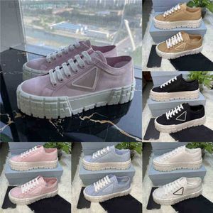 Designer Shoe Women Nylon Shoes Gabardine Canvas Sneakers Wheel Lady Trainers Loafers Platform Solid Höjd Sko med låda Hög 5A Kvalitet 2wjq