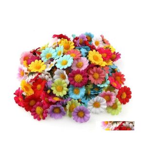 Dekoratif Çiçek Çelenkler 100pcs 4cm Mini Daisy Çiçek Yapay İpek Partisi Düğün Dekorasyon Ev Dekoru Bırakma Bahçesi F Dhnlz