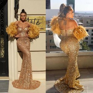 Party Dresses Elegant Plus Size Gold Prom 2023 Ostrich Feather Long Sleeve Sequines Arabic Evening Dress Gown Vestidos de Gala