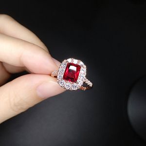 Женское квадратное красное циркон кольцо леди мода свадьба ювелирные украшения девушки красочные хрустальные геометрические сладкое розовое золото с алмазным кольцом.