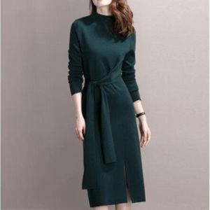 Vestidos casuais vestido de malha 2023 outono e inverno temperamento simples esbelta saia meio gortuneck suéter feminino midi elegante escritório