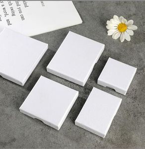 1.5cm white Jewelry Gift Boxes for Rings Pendants Earring Necklaces Cardboard Jewelry Box for Anniversaries Weddings Birthdays