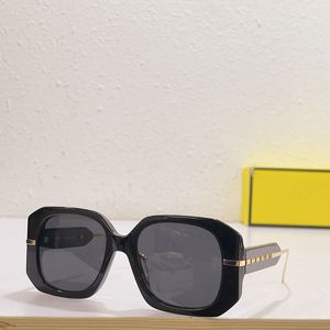 Дизайнерские солнцезащитные очки для мужчин и женщин Классическая мода роскошная уникальная дизайн FE40065U Качество защитные очки в стиле ультрафиолетовой защиты в стиле ретро -бокалов 40065