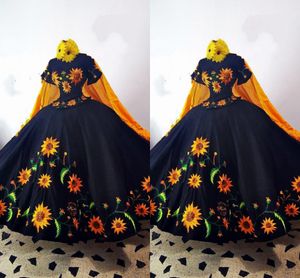 2023 Fashinable Mexcian Quinceanera Dresses Sunflower broderad av axel Bow Charro Sweet 15 Dress Party Formal Gowns Theme 217d