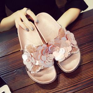 Sandals Korean Style Big Flower Decorate Gladiator Women Creepers Beading Soft Bottom Beach Ladies Pearl Platform Shoes