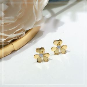 Stud S925 Sterling Silver Plate 18k Gold Flower Lady's Earles Fashion مع كل شيء حلو الجودة العالية 230105