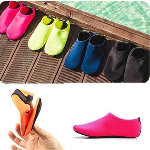 Meias masculinas Sapatos de água Men Sapatos de água Aqua Sock Mergulhe praia não deslizante Praia de natação por 5 cores