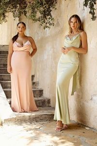 Elegant Mermaid Bridesmaid Dresses Plus Size Spaghetti Straps Satin Backless Bow Knot Sweep Train Wedding Guest Dress Maid of Honor Gowns Custom Made Formal Dress