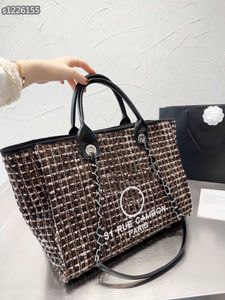 TOTES BAG Girl 2023 Nowa czarna torba na torbę na ramię Tweed Tweed Tows Luksusowa marka damskie modne torebki łańcuchowe torby ręczne W230106