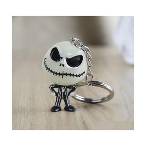 Keychains Lanyards LT1139 Söt 3D The Nightmare Before Christmas Halloween Car Keychain Key Ring Head Glowed in Dark Jewelry Acces Dhly5