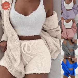 여자의 두 조각 바지 Chin-Sweety Three Sexy Fluffy Outfits 플러시 벨벳 후드 카디건 코트 반바지 자르기 탑 여성 스포츠 Tracksuit 세트 캐주얼 230106