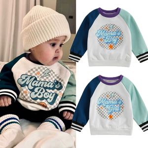 T koszule fokusowe 0 3y Autumn Causal Baby Boys Girls T Shirts 2 Style Kolor Patchwork Let Letter Letter Drukowana bluza 230106