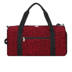 Outdoor -Taschen rot und schwarzer Leoparden Sporttasche Tier Pelz -Print Wochenend -Fitness -Accessoires Fitnesshandtaschen für Männer