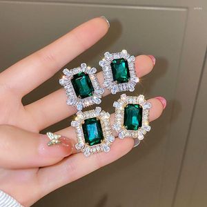 Stud Earrings 2023 Arrive Luxury Full Cz Square Women Earring Emerald Rhinestone Zircon Engagement Brincos Bijoux Gift