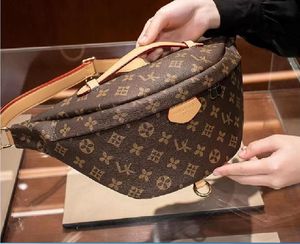 2022 Designers Louiseities Viutonities Womens messenger bag Fashion luxurys bags men bag mens Shoulder Lady Totes purse handbags crossbody backpack