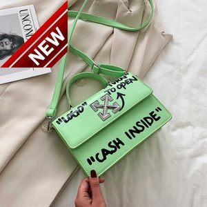 Crossbody Bags ٪ 90 Off Wholesale and Retail 2023 Online Red Fashion Small Square Graffiti Popular Dign Contter Telecture4x7g