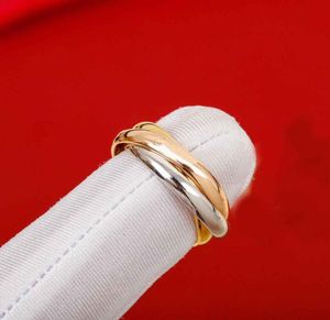 Qualidade de luxo charme punk banda anel estilo trindade com três cores banhado para mulheres jóias de casamento presente tem caixa selo PS73419967893